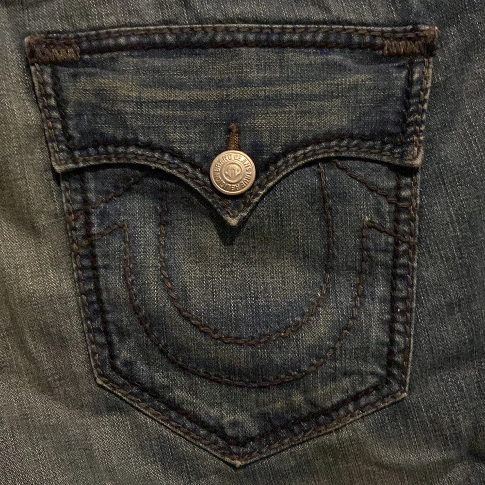 TRUE RELIGION